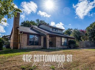 402 Cottonwood St, Brenham, TX 77833