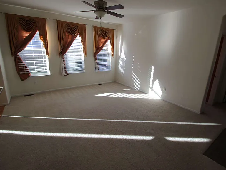 5420 Heatherton Ln — Photo 16