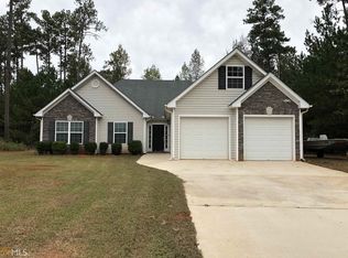 195 Shadowbrook Trce, Covington, GA 30016