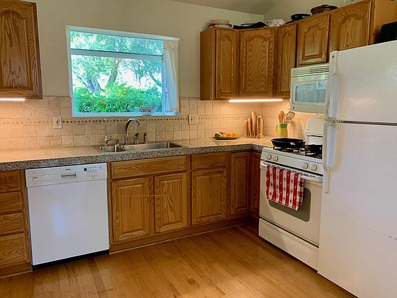 3rd image of 10270 Scenic Blvd #A