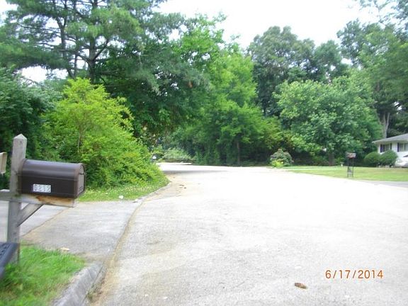 4th image of 6212 Stockton Dr