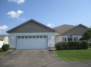 137 Bridgewater Trl, Hudson, WI 54016
