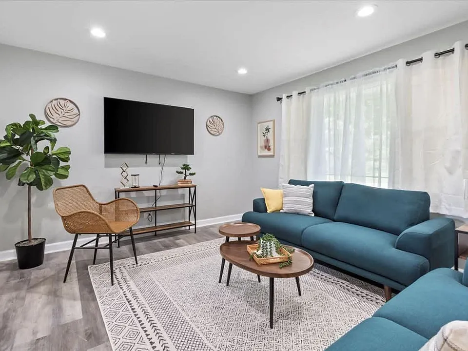33 Crescent Rd #ID1237897P