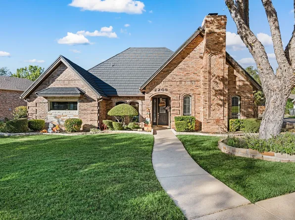 2209 Laurel Ct, Bedford, TX 76021