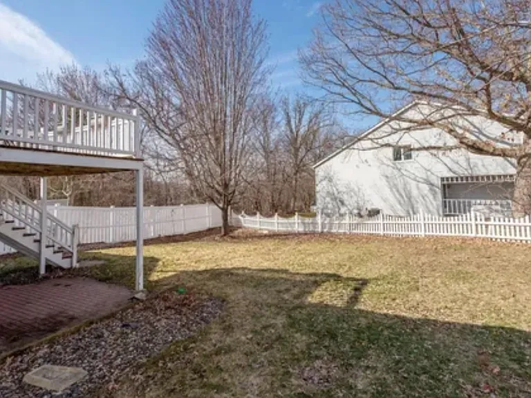 5759 Donegal Dr — Photo 18