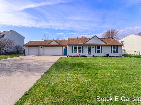 2nd image of 11860 Deerfield Dr