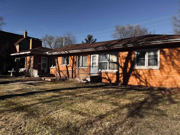 409 West Edgewater Street, Portage, WI 53901