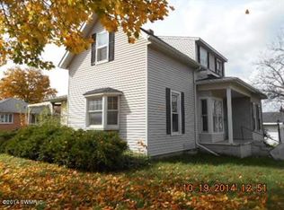 706 Kent St, Portland, MI 48875