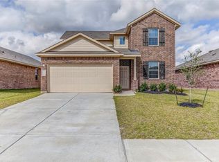 18121 Woodpecker Trl, Conroe, TX 77302