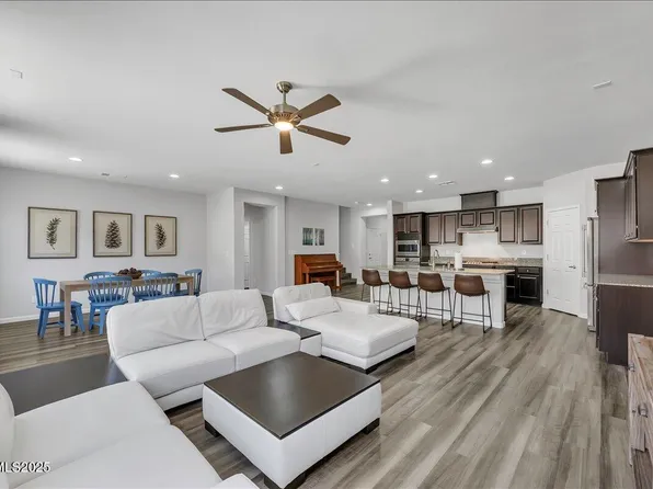 14013 Dancing Flame Ct, Reno, NV 89511