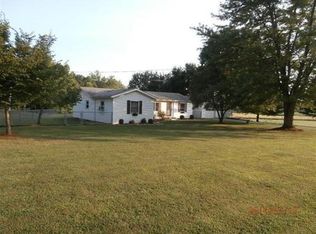 8700 W Berrysville Rd, Hillsboro, OH 45133