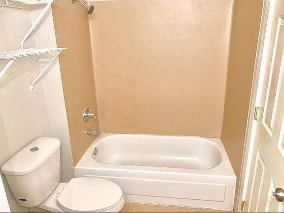 5th image of 6410 8th Ave NE #201