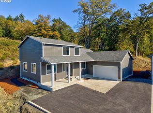 664 Brooks Loop, Sutherlin, OR 97479