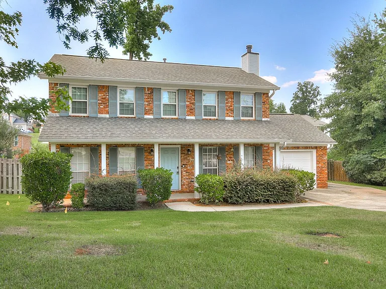 321 Timberidge Dr — Photo 3
