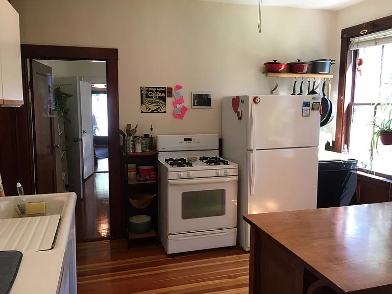 7 Burr St #1 — Photo 32