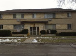 4400 N 85th St APT 8, Milwaukee, WI 53225