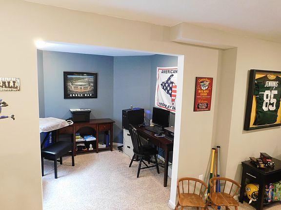 3rd image of 64322 Windrose Way