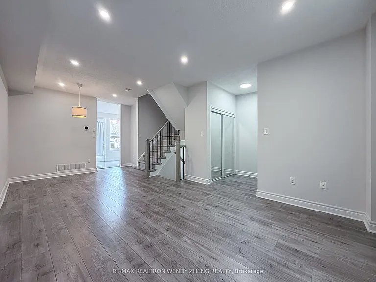 173 Walkerville Rd — Photo 3