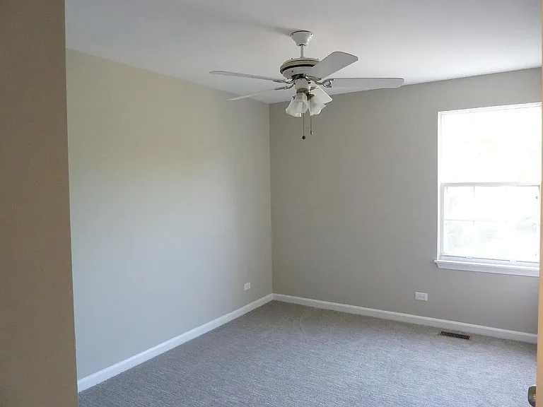 1585 Regan Ct — Photo 22