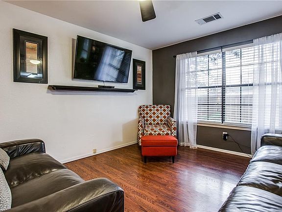 5th image of 6910 Christina Ln