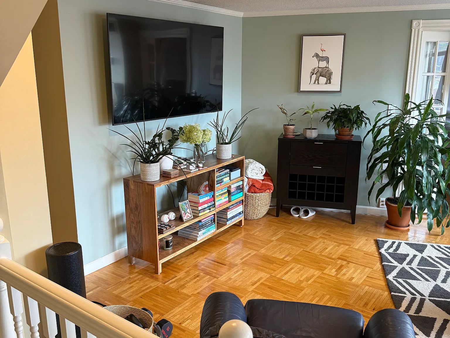 2 bed, 1135 sqft, $3,950 — Photo 2