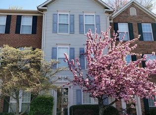 4330 Sutler Hill Sq, Fairfax, VA 22033