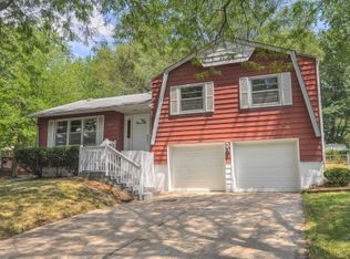 13011 Pennycross Rd, Lenexa, KS 66215