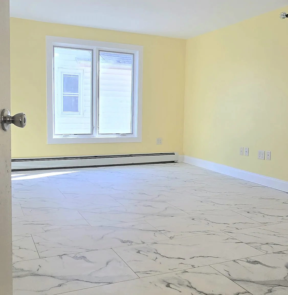 3 bed, 1050 sqft, $1,500 — Photo 3