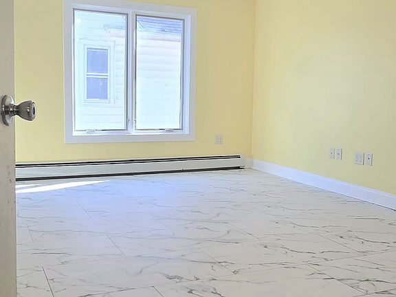 3rd image of 106 Madison Ave #1