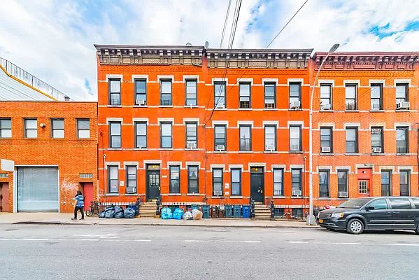 1st image of 31-34 Greenpoint Ave #1