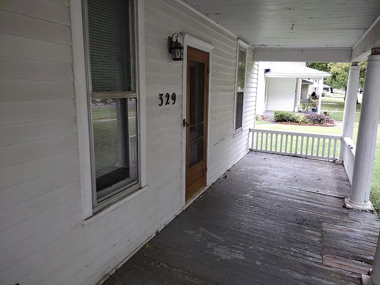 329 N Main St — Photo 21
