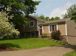 546 Partridge Run Rd, Gibsonia, PA 15044