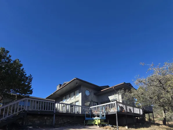 7 Six Shooter Dr, Silver City, NM 88061