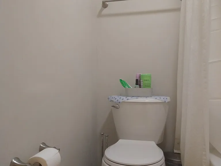 310 Foxcroft Dr — Photo 17