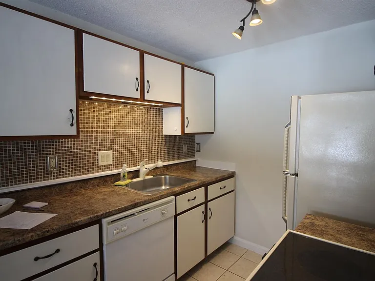 21 Overlook Rd #1 — Photo 12