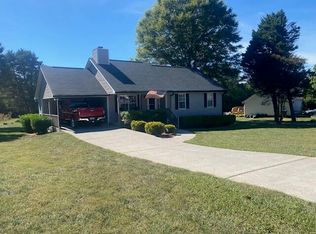 23 Twin Branches Ln SW, Cartersville, GA 30120