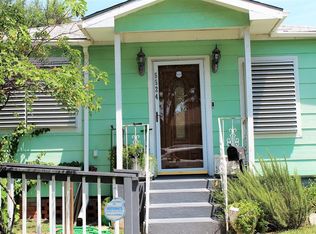 5524 Borden Ave, Galveston, TX 77551