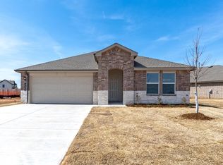 10324 NW 28th St, Yukon, OK 73099