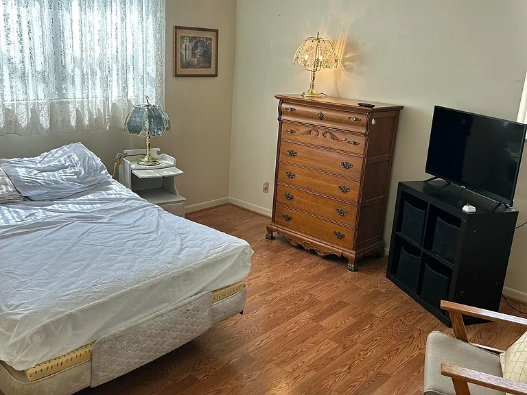 2801 Somerset Dr #201 — Photo 3