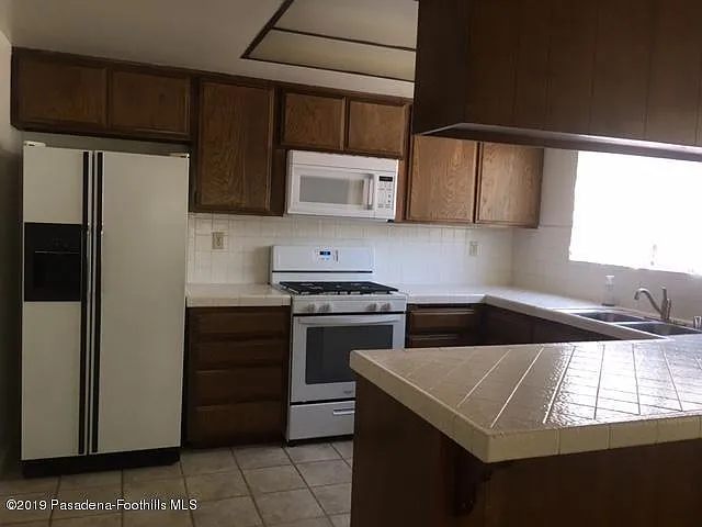 511 N Ynez Ave #C — Photo 2