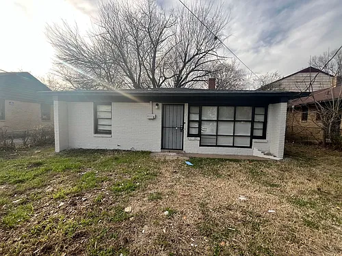 1659 S Cooper St Photo 1