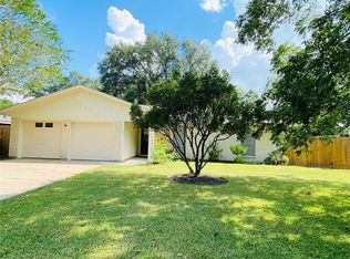 3813 Holly Glen Dr, Bay City, TX 77414