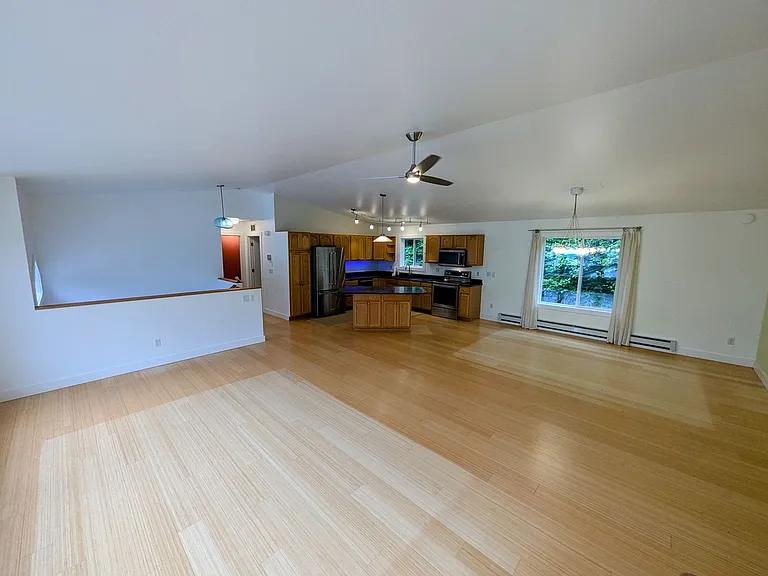 2981 Foster Ave — Photo 8