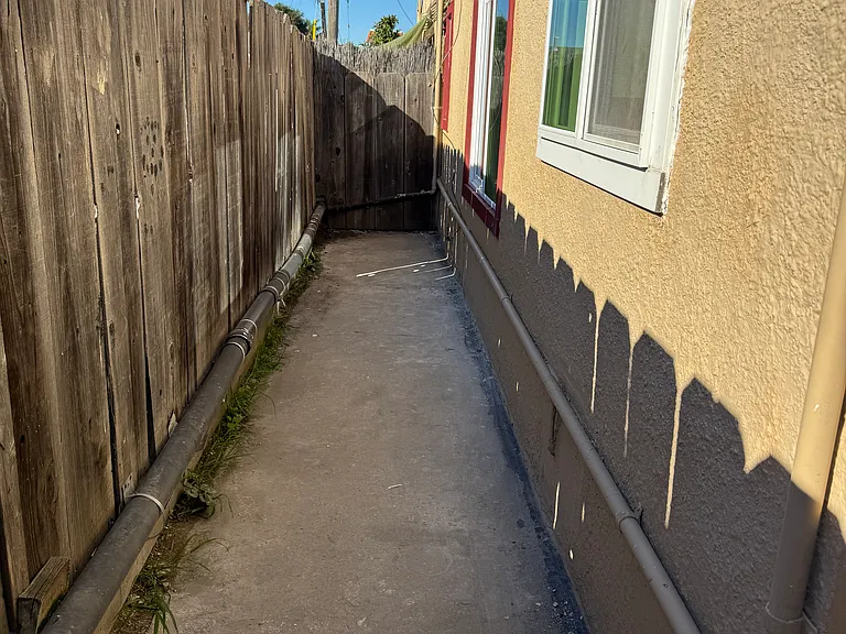 1136 N Sanborn Rd #2 — Photo 11
