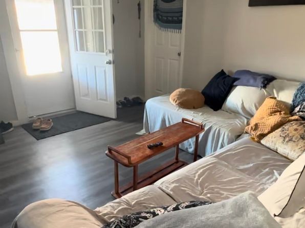 huntington-west-virginia-446232600 picture