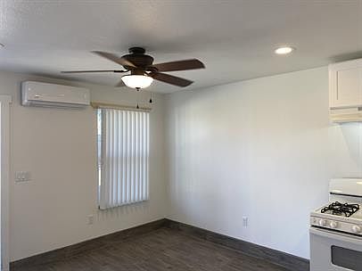 5th image of 4209 Warda Ave #11013793