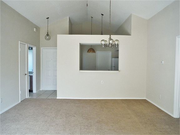 4th image of 299 Sanddollar Ct