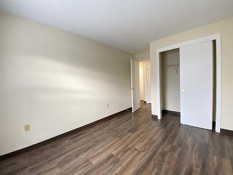 Sunset Ridge Apartments — Photo 54
