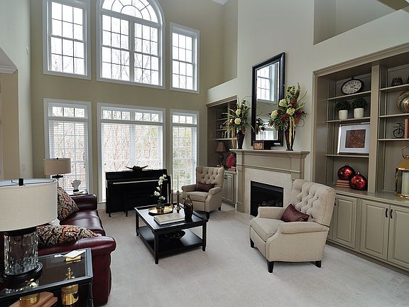 2-Story Family/Great Room