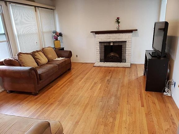 2nd image of 2180 Camden Ave